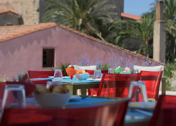 Aquae Sinis Diffuso Hotel 4*